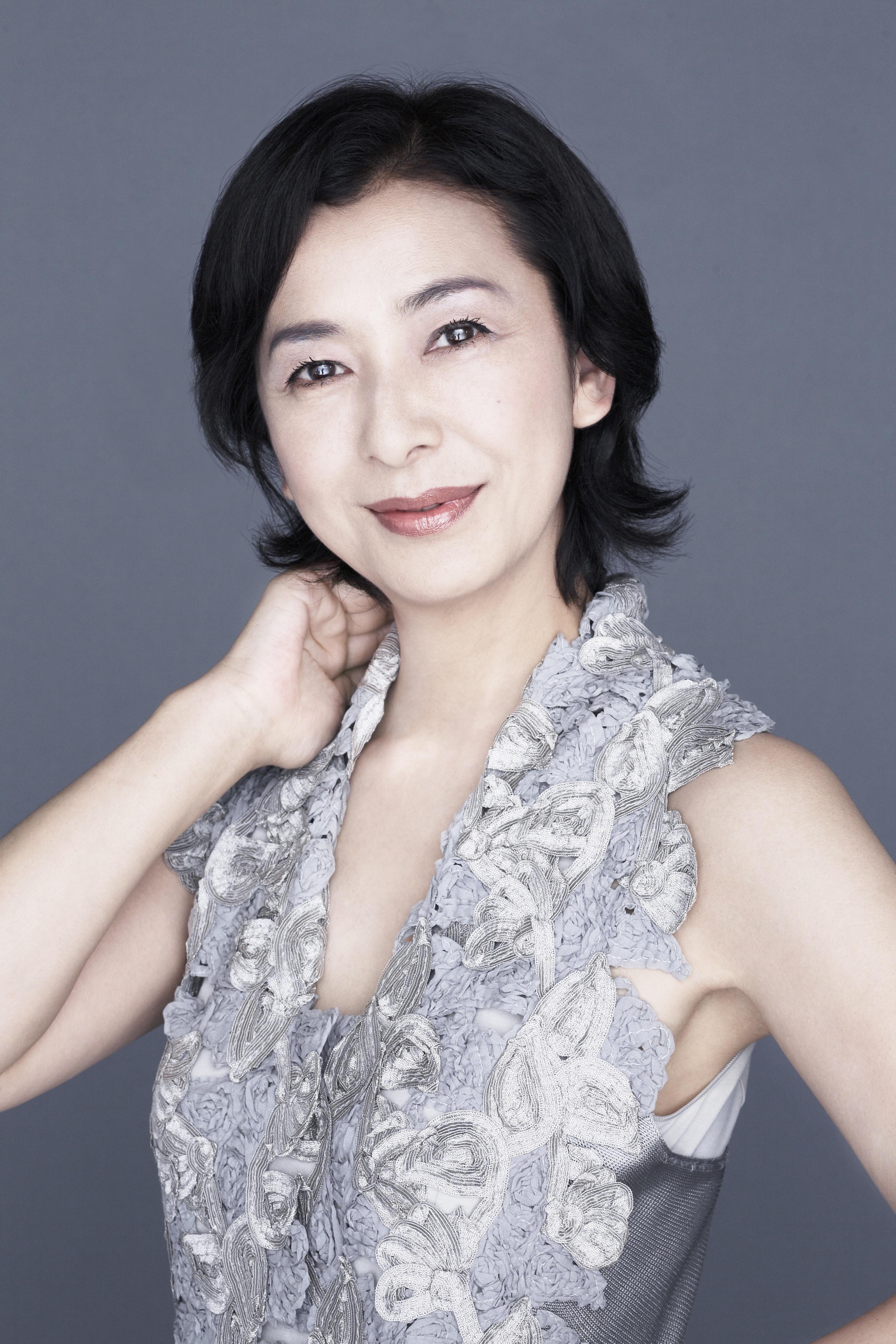 舞台「サザエさん」からメインビジュアルが解禁　ワカメ役は秋元真夏・齊藤京子のWキャストに イメージ画像
