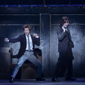 染谷俊之・植田圭輔らが出演する劇団シャイニング「エヴリィBuddy!」が東京で開幕 イメージ画像