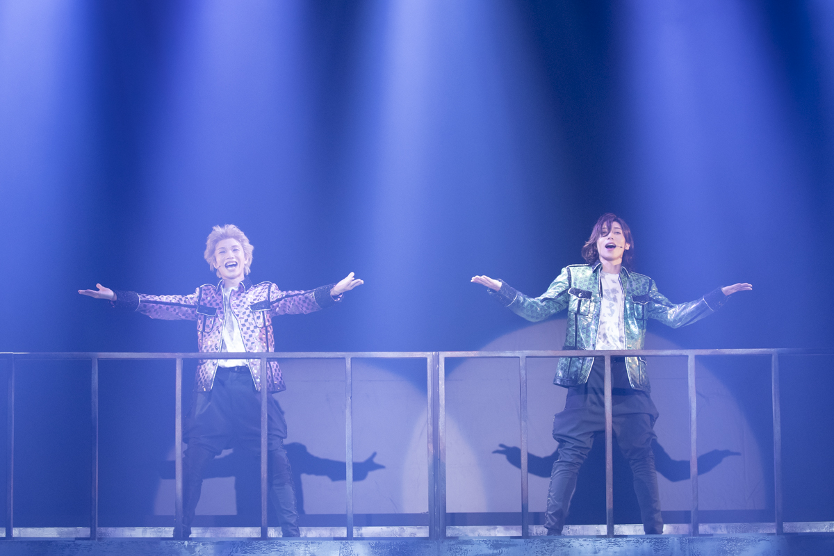 染谷俊之・植田圭輔らが出演する劇団シャイニング「エヴリィBuddy!」が東京で開幕 イメージ画像