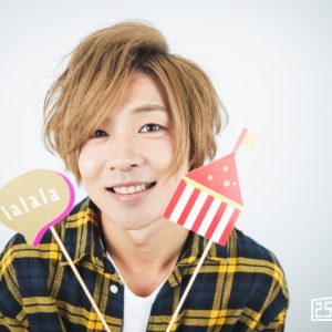 「ケンミンSHOW」EDテーマ曲抜擢の安達勇人って？地元・茨城を愛するマルチ俳優【#令和のイケメン名鑑】 イメージ画像