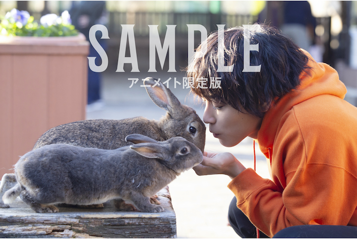 猪野広樹、カレンダー予約特典ポストカード絵柄を先行公開　東京・大阪でパネル展決定 イメージ画像