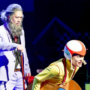 【ゲネプロレポ】細かいことは気にするな！　LIVEミュージカル演劇「チャージマン研！」R-2開幕 イメージ画像