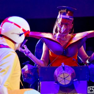 【ゲネプロレポ】細かいことは気にするな！　LIVEミュージカル演劇「チャージマン研！」R-2開幕 イメージ画像