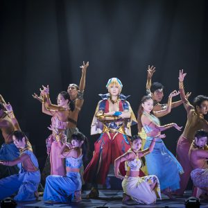 シリーズ集大成「Fate/Grand Order THE STAGE -冠位時間神殿ソロモン-」が開幕 イメージ画像