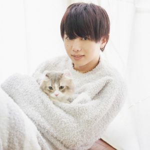 荒一陽の1st写真集「あらしゃん！」が本日発売、普段着姿のオフタイムに密着も イメージ画像