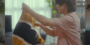 佐藤流司が頭ポンポン、“彼”との4週間を描くウェブCM第2話が公開 イメージ画像