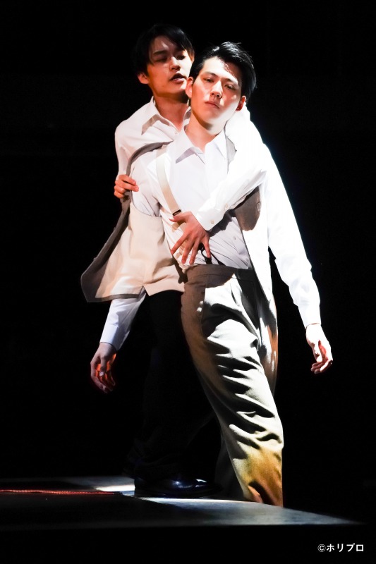 日本初演から10年、ミュージカル『スリル・ミー』が開幕　舞台写真＆コメントが到着 イメージ画像