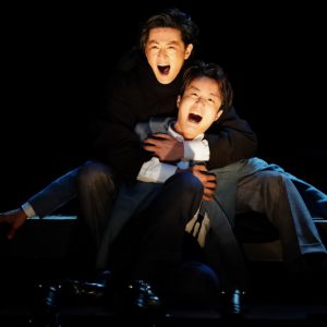 日本初演から10年、ミュージカル『スリル・ミー』が開幕　舞台写真＆コメントが到着 イメージ画像