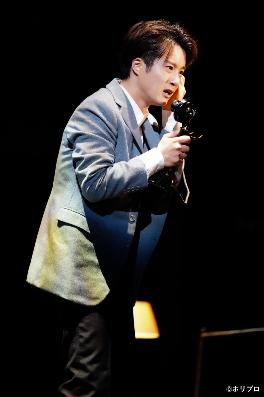 日本初演から10年、ミュージカル『スリル・ミー』が開幕　舞台写真＆コメントが到着 イメージ画像