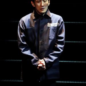 日本初演から10年、ミュージカル『スリル・ミー』が開幕　舞台写真＆コメントが到着 イメージ画像