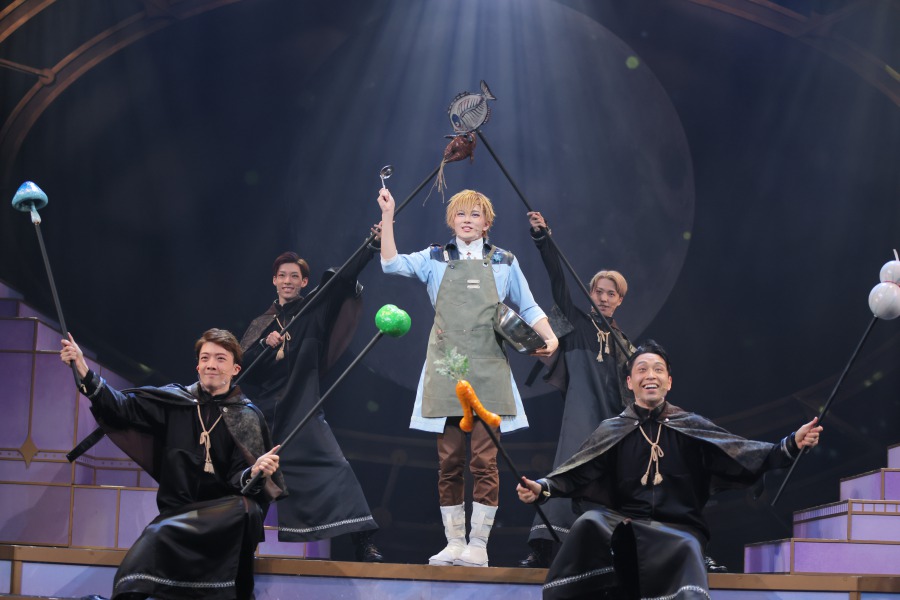 舞台『魔法使いの約束』第1章が開幕、舞台写真＆キャスト・演出家コメント到着 イメージ画像