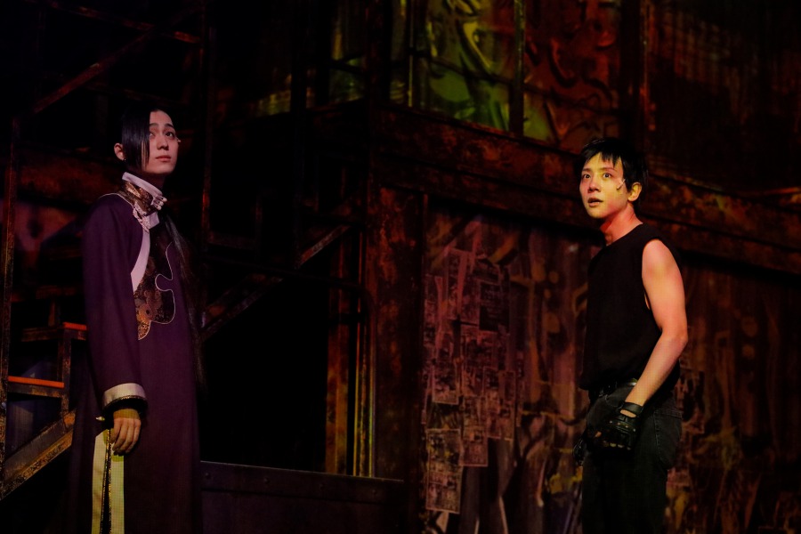 「BANANA FISH」The Stageが開幕　舞台写真＆水江建太・岡宮来夢らコメント到着 イメージ画像
