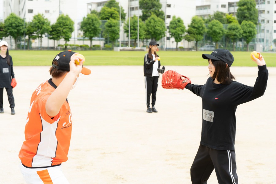 大森莉緒「きっと成功する」、ラストアイドルが舞台『球詠』へ向けて野球練習 イメージ画像