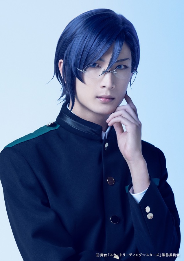 舞台スケスタ、ジャージで氷上を舞うメインビジュアル＆制服姿が公開 イメージ画像