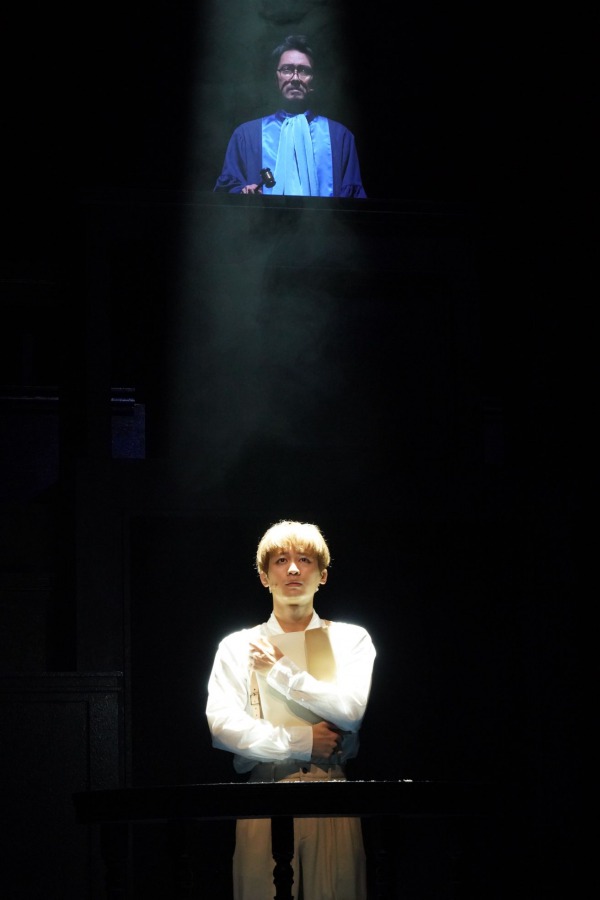新納慎也「心を動かすことは人間の特権」、Musical『HOPE』コメント＆舞台写真が公開 イメージ画像