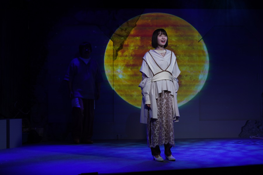 川尻恵太の生い立ちがモチーフ、大人になるまでの20年を描く「ゴールドマウンテン」が開幕 イメージ画像