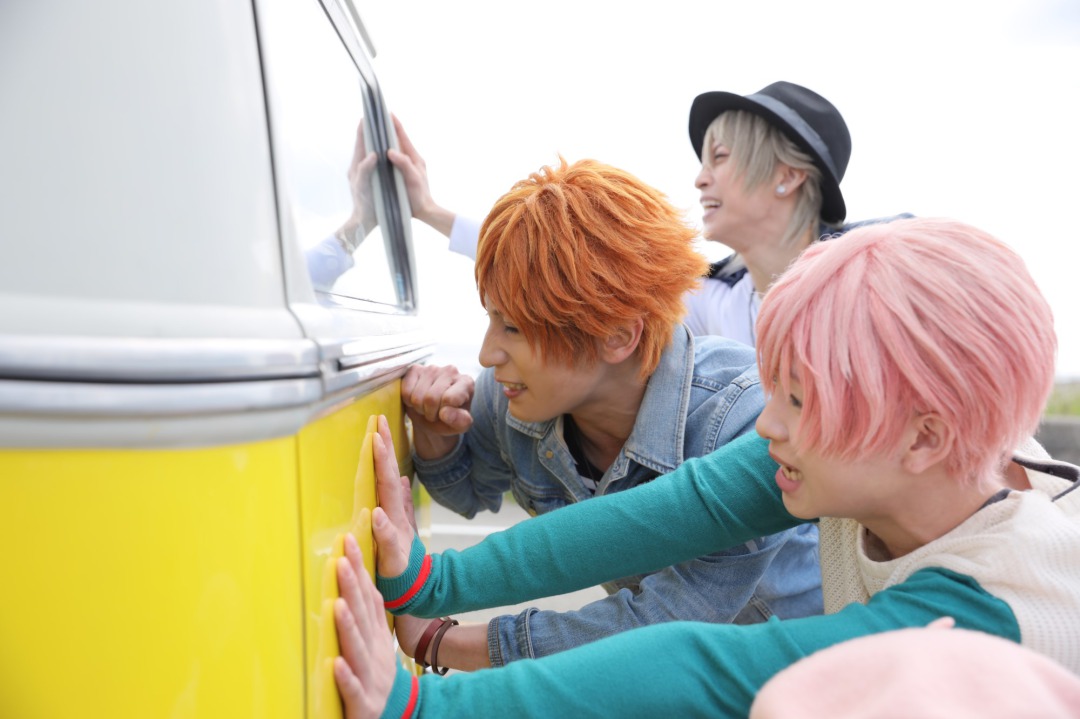 発声練習・殺陣稽古・浜辺でランニング…MANKAI MOVIE『A3!』場面写真が解禁 イメージ画像