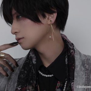 荒牧慶彦、黒いスーツ姿を公開　「Stage Actor Alternative」ファイナルを飾る イメージ画像