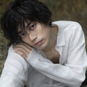 高橋健介の1st写真集「モライモノ」発売決定、鍛え上げた肉体美を披露 イメージ画像