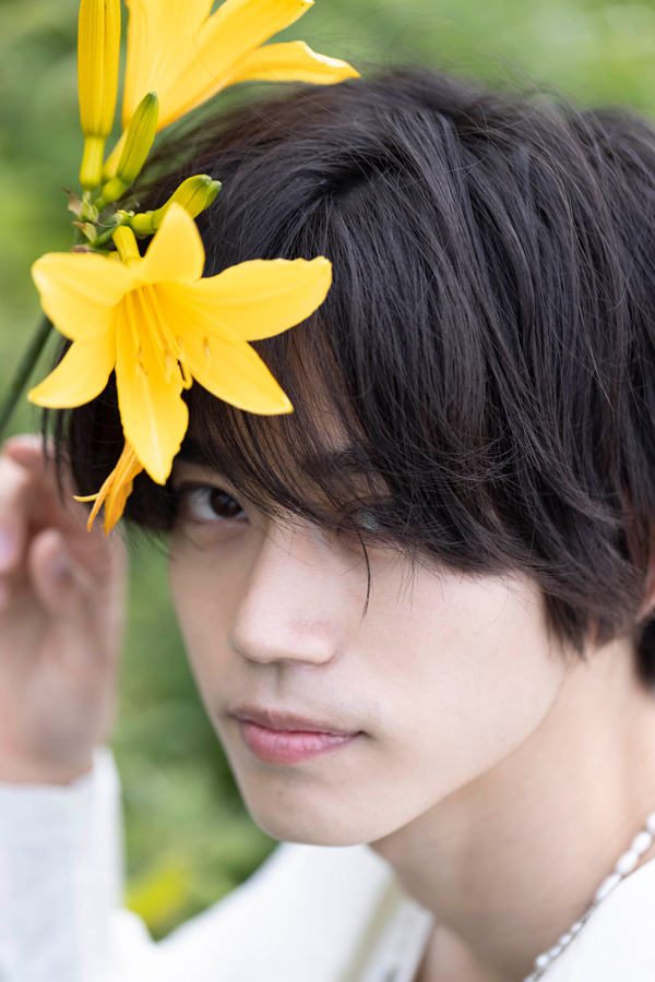 高橋健介の1st写真集「モライモノ」発売決定、鍛え上げた肉体美を披露 イメージ画像