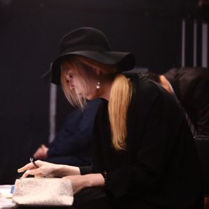 放射能汚染に侵された近未来を描く　劇団アレン座の第七回本公演、舞台「土の壁」上演決定 イメージ画像