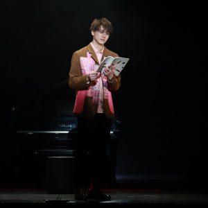 俳優×声優陣が日替わりで登場、朗読劇「いつもポケットにショパン」開幕　舞台写真が公開 イメージ画像
