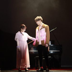 俳優×声優陣が日替わりで登場、朗読劇「いつもポケットにショパン」開幕　舞台写真が公開 イメージ画像