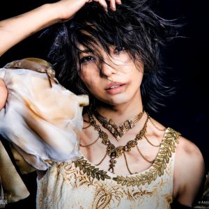生田輝・伊波杏樹らが勇ましく美しい姿に、『女勇-JOYU- project』寫眞展開催　新カット公開 イメージ画像