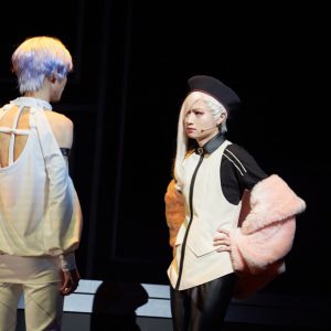 演戯「ヴィジュアルプリズン」開幕！　舞台写真＆正木郁・佐々木喜英らキャストコメントを公開 イメージ画像