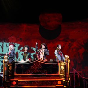 演戯「ヴィジュアルプリズン」開幕！　舞台写真＆正木郁・佐々木喜英らキャストコメントを公開 イメージ画像