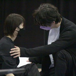 若月佑美、キャスト陣の原作愛に「半端ではない」　舞台「薔薇王の葬列」公開稽古＆取材会レポート イメージ画像