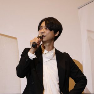 荒木宏文「観るコンディションが違えば、結論がちがって⾒える作品」　映画『漆黒天』初日舞台挨拶レポート イメージ画像