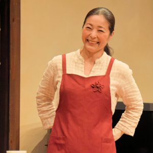 中村誠治郎「少しでも何かを感じていただけたら」　『キスより素敵な手を繋ごう』開幕 イメージ画像