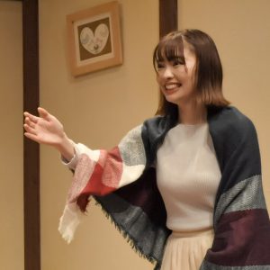 中村誠治郎「少しでも何かを感じていただけたら」　『キスより素敵な手を繋ごう』開幕 イメージ画像