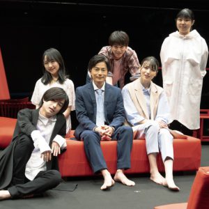曽田陵介「楽しさだったり怖さだったりが、細かく表現されている」　舞台『パレード』開幕 イメージ画像