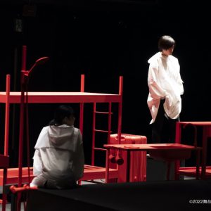 曽田陵介「楽しさだったり怖さだったりが、細かく表現されている」　舞台『パレード』開幕 イメージ画像