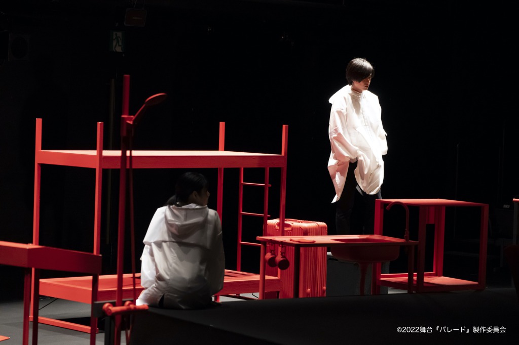 曽田陵介「楽しさだったり怖さだったりが、細かく表現されている」　舞台『パレード』開幕 イメージ画像