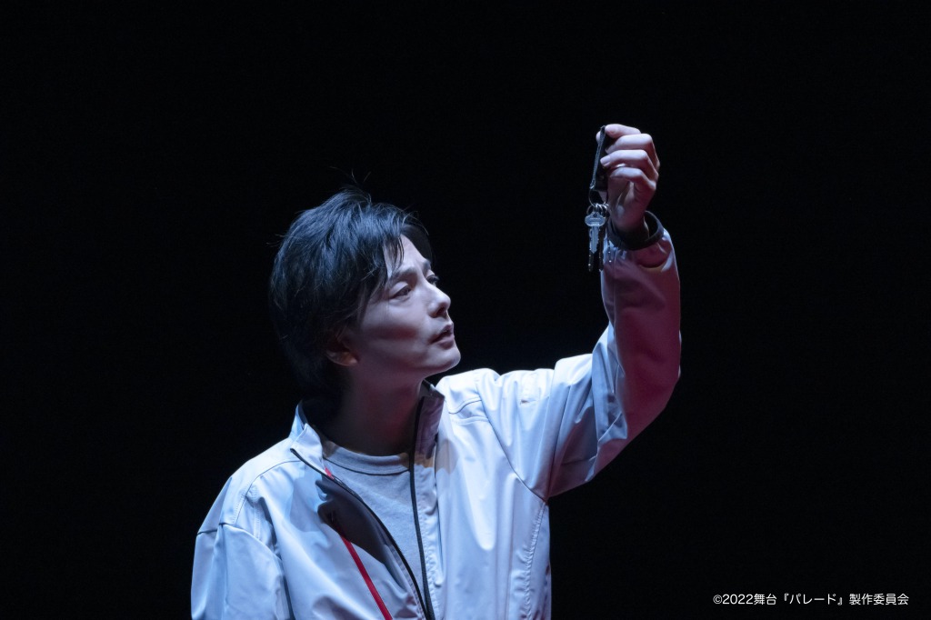 曽田陵介「楽しさだったり怖さだったりが、細かく表現されている」　舞台『パレード』開幕 イメージ画像