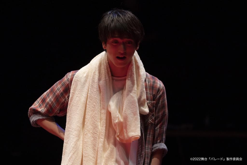 曽田陵介「楽しさだったり怖さだったりが、細かく表現されている」　舞台『パレード』開幕 イメージ画像