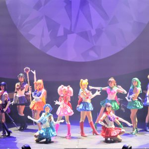 田中梨瑚「ライブとお芝居のどちらの魅力も兼ね備えたステージ」　「美少女戦士セーラームーン」30周年記念Festival開幕 イメージ画像