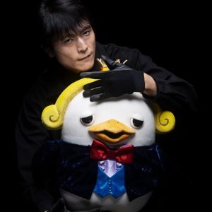 舞台「よんでますよ、アザゼルさん。」置鮎龍太郎・高橋広樹らの追加ビジュアル解禁　回替わりゲストも発表 イメージ画像