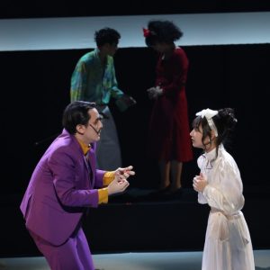 雷太・北野日奈子ら出演、「ダリとガラ」開幕　舞台写真が到着 イメージ画像