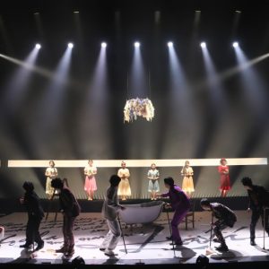 雷太・北野日奈子ら出演、「ダリとガラ」開幕　舞台写真が到着 イメージ画像
