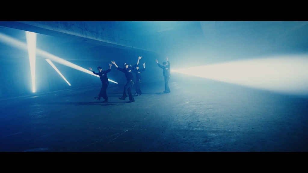 Hi!Superb、7th Single『Bling Bling Party』MV Short ver.解禁 イメージ画像