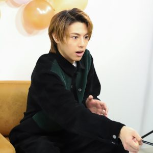 【OSIRU】岩城直弥、表情演技ゲームに挑戦！　「これは簡単ですよね」【レポート】 イメージ画像