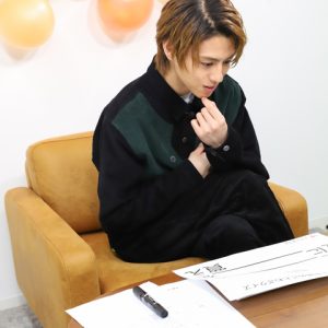 【OSIRU】岩城直弥、表情演技ゲームに挑戦！　「これは簡単ですよね」【レポート】 イメージ画像