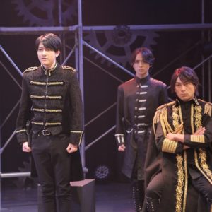 日向野祥・フクシノブキら出演、第三次世界大戦敗戦後の日本が描かれる『漆黒ノ戰花−再演−』ゲネプロレポート イメージ画像