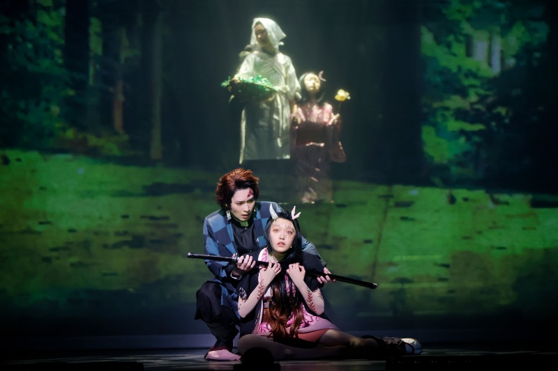 舞台「鬼滅の刃」其ノ肆 遊郭潜入、東京公演開幕　舞台写真が到着 イメージ画像
