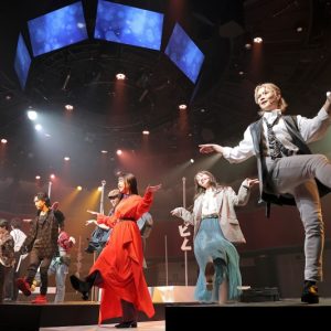 特殊ミステリー歌劇「心霊探偵八雲」-呪いの解法-が開幕　舞台写真＆コメントが到着 イメージ画像